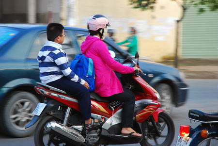 Trúng số 40 ngàn đồng và tấm lòng thương thảo của con nhỏ hình ảnh Trung so 40 ngan dong va tam long thuong thao cua con nho hinh anh